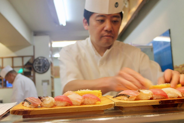 El maestro del sushi en Tsukiji
