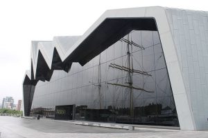 Museo del transporte Zaha Hadid Glasgow Escocia