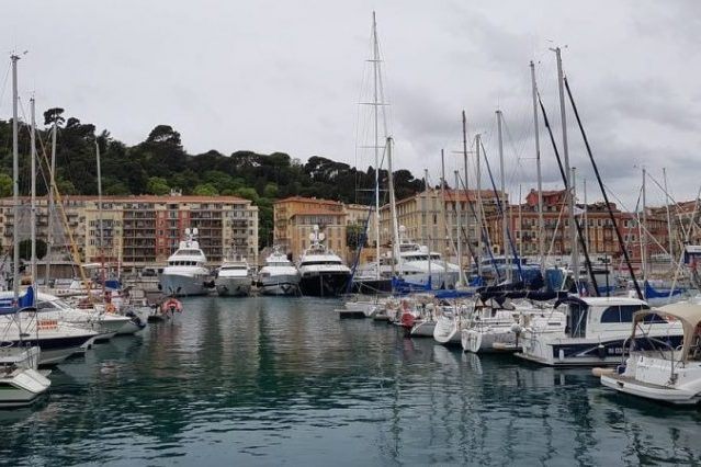 Niza: playas, cultura y glamur en la capital de la Costa Azul