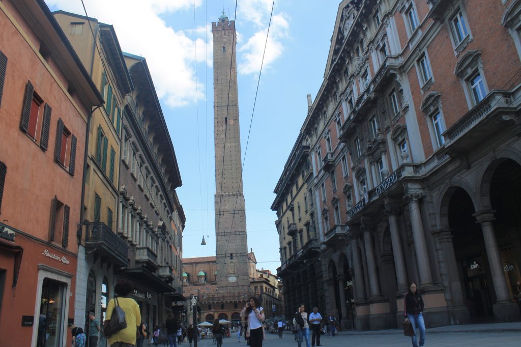 Torre Asinelli Bolonia Italia