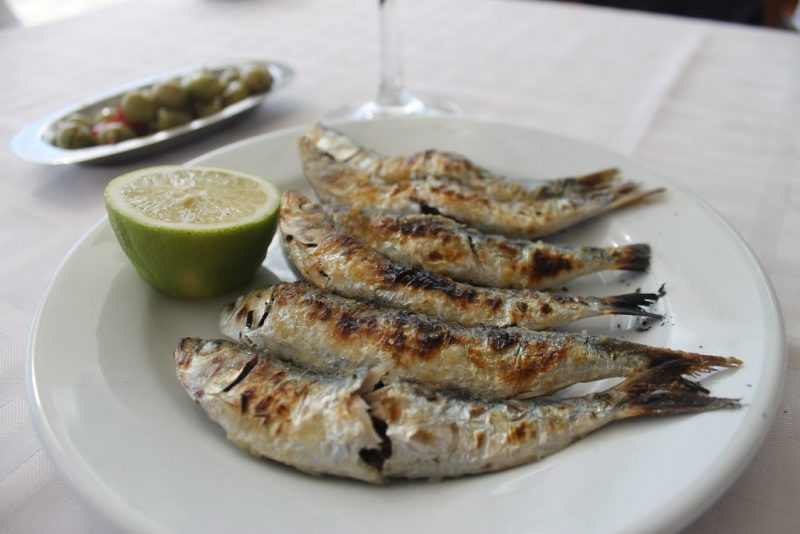 Espeto de sardinas Andrés Maricuchi Malaga