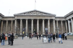 Fachada Museo Británico de Londres