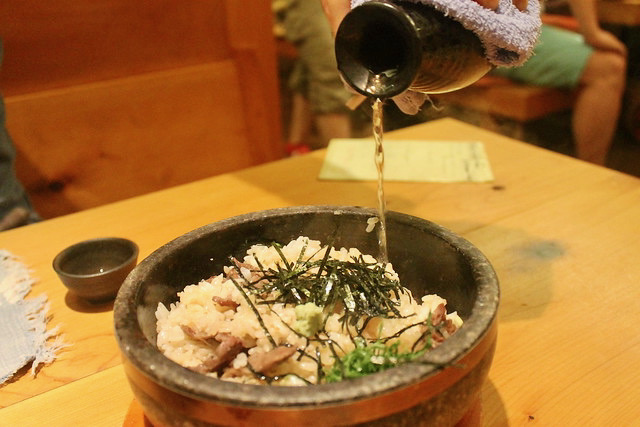 Hida beef ‘Ishi-yaki-Hitsu-Mabuchi’ with sake