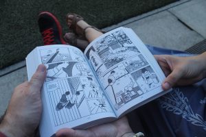 Lectura al aire libre Museo Internacional del Manga Kioto