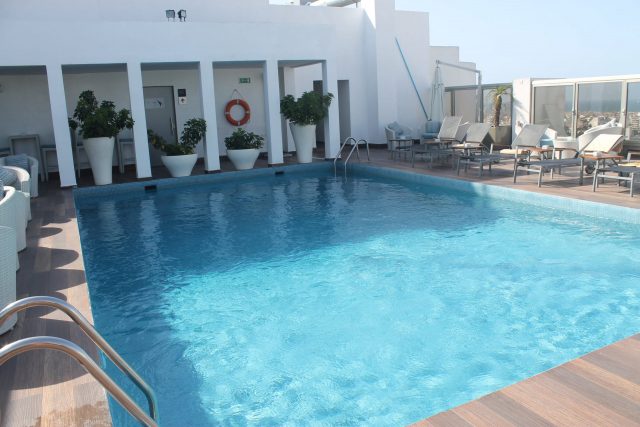 Piscina Mövenpick Hotel Casablanca