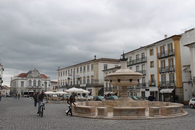 Plaza de Giraldo Evora Portugal