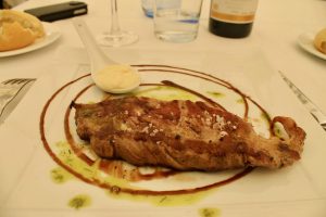 Pluma ibérica con salsa de Torta de la Serena La Artesa Candelario