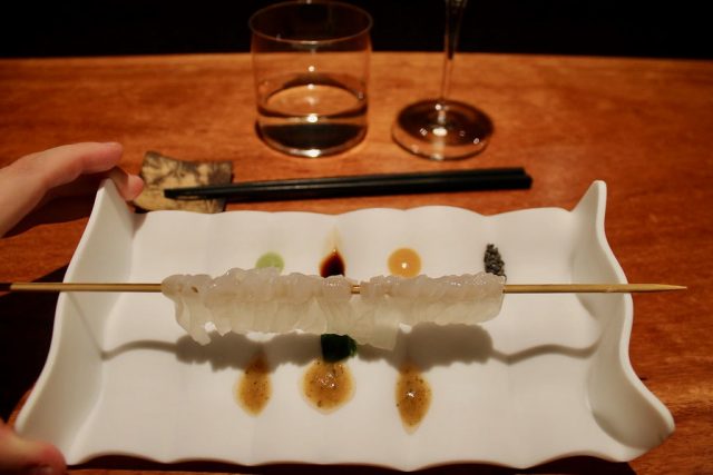 Sashimi de calamar Koy Shunka Barcelona