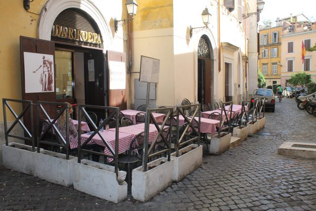 Terraza pizzeria Roma