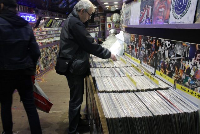 Tienda de discos Camden Town Market Londres